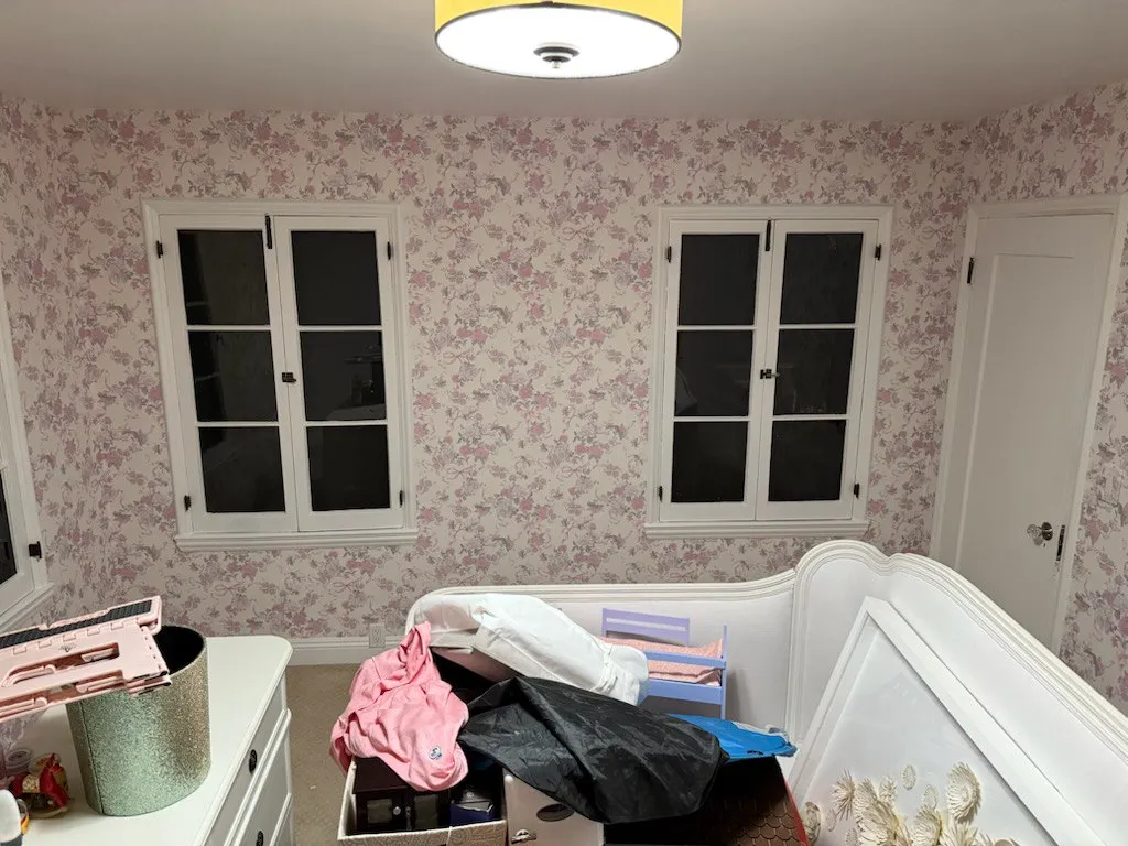 Residential wallpaper installation service in New Jersey