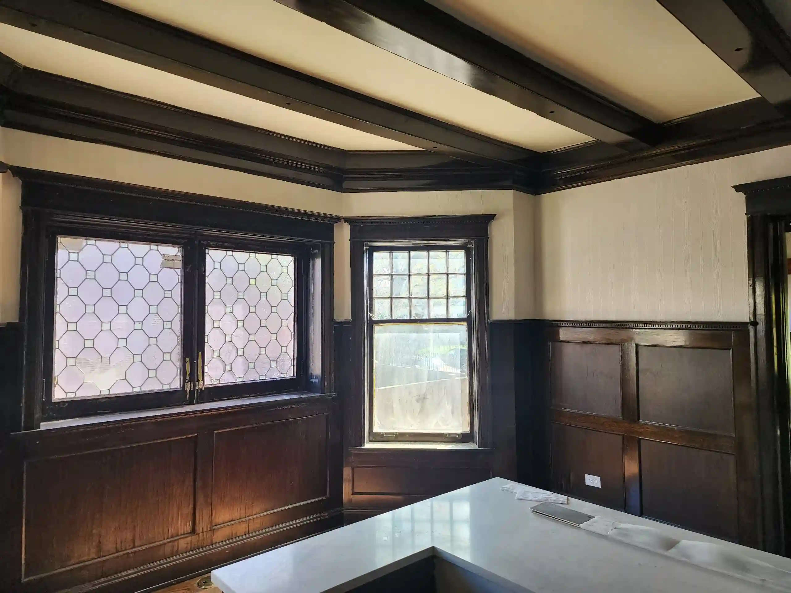 Wallpaper installation service in Elizabeth, NJ