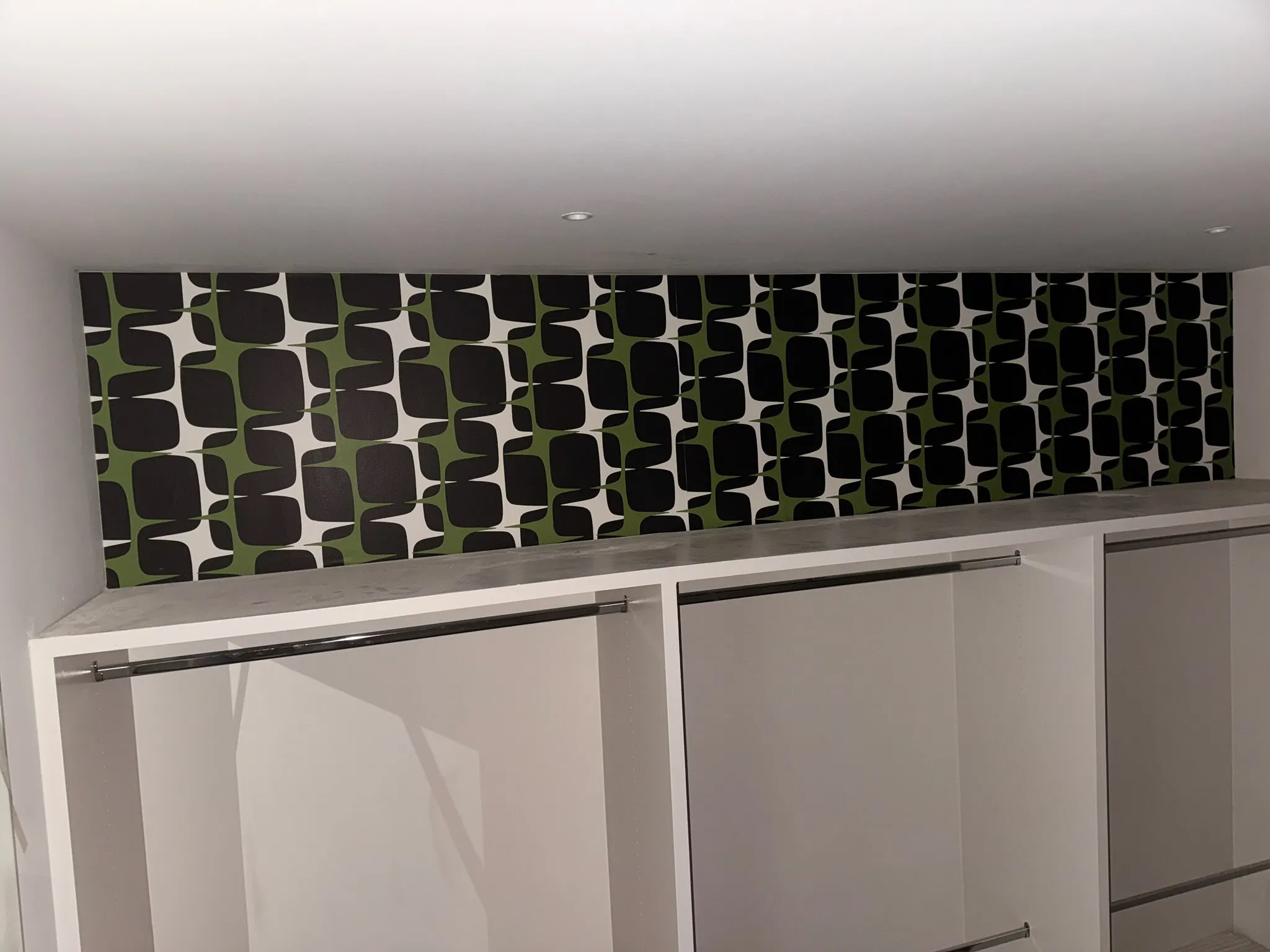 Wallpaper installation service in Passaic, NJ